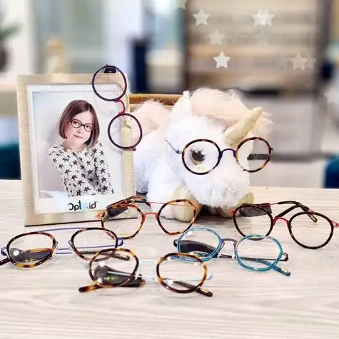 Expertise des lunettes pour vos bbs avec amblyopie et strabisme et enfants hyperactifs, trisomiques, autistes, dyslexiques, et les plus petits de Cannes et des Alpes Maritimes